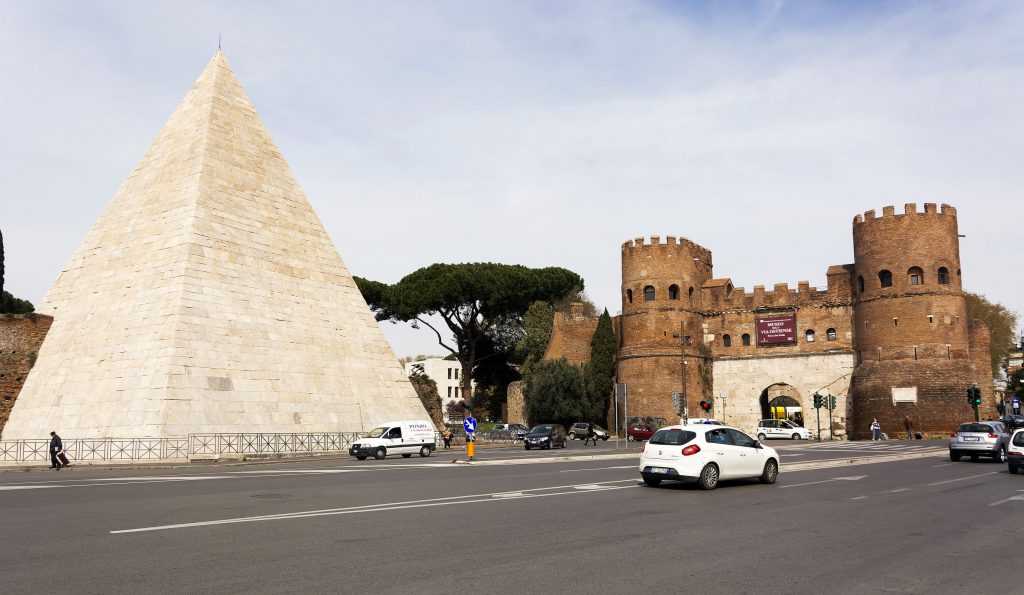 Some of The Best Neighborhoods of Rome to Stay - Blog