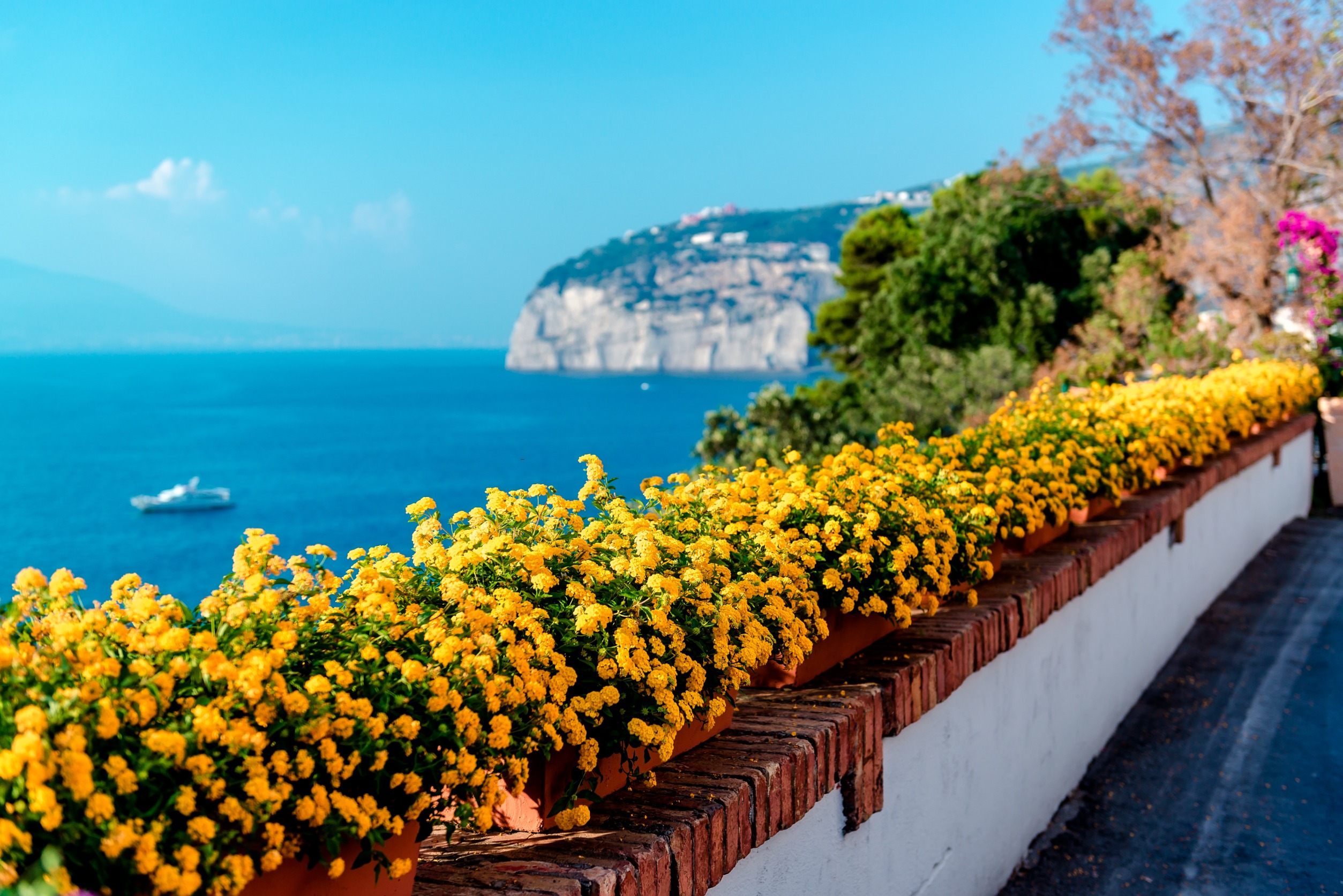 When Is The Best Time To Visit The Amalfi Coast In Italy?
